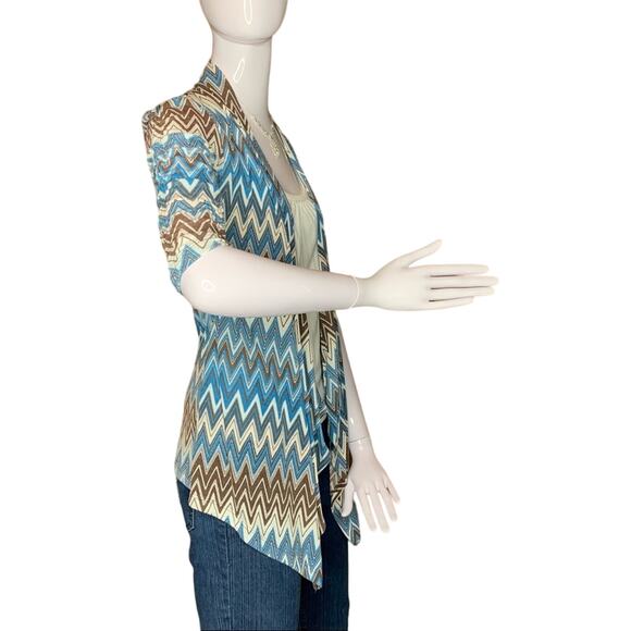 Almost Famous Crochet on Back 3/4 Sleeve Size S - Picture 4 of 8